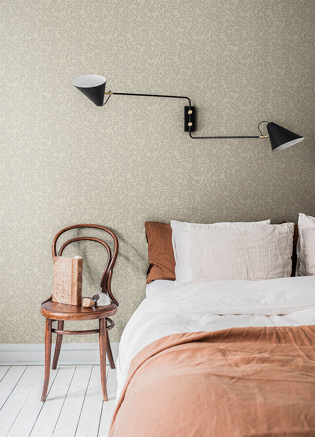 Leafy Vines Wallpaper