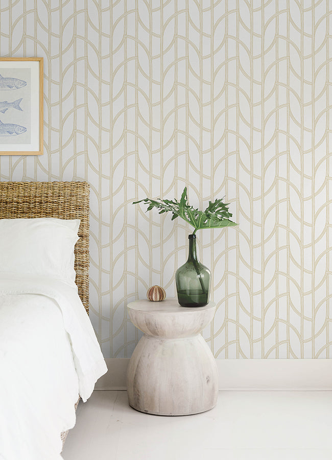 Salvo Curved Trellis Wallpaper