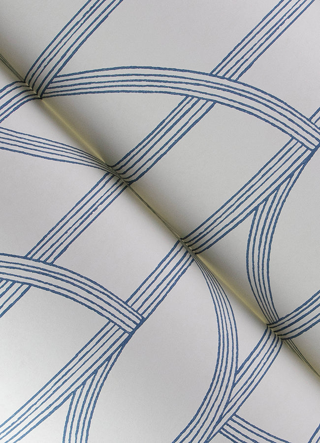 Salvo Curved Trellis Wallpaper