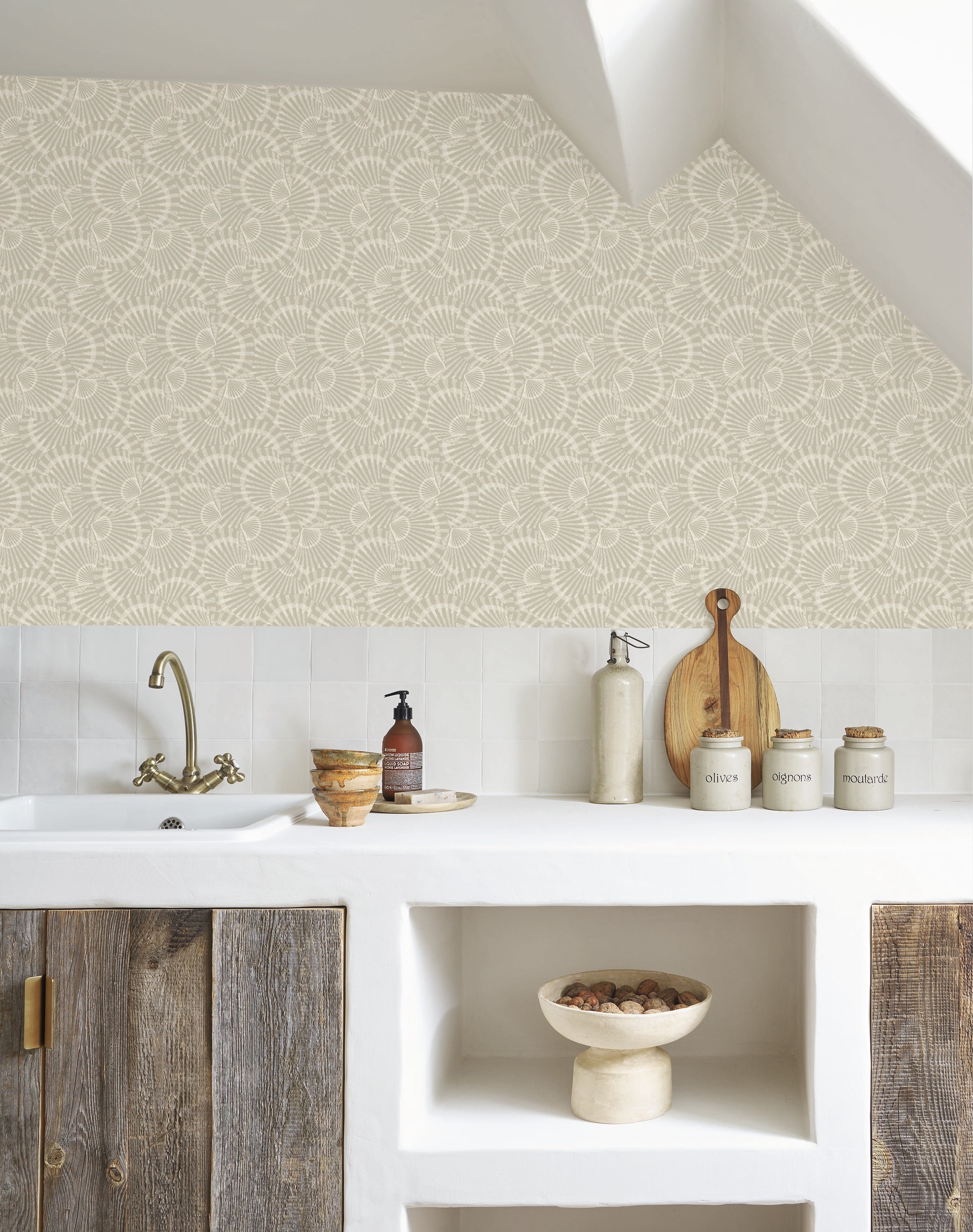 Saint Malo Shell Wallpaper