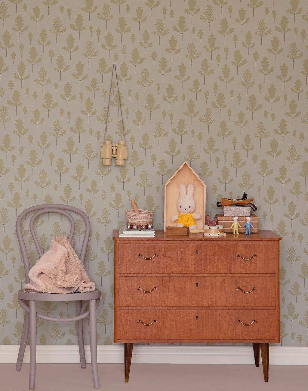 Oak Wallpaper