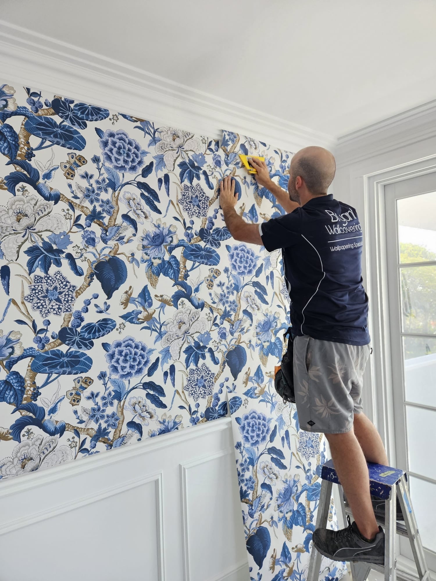 Thinking of wallpapering? Heres a few different ways to help you decide!