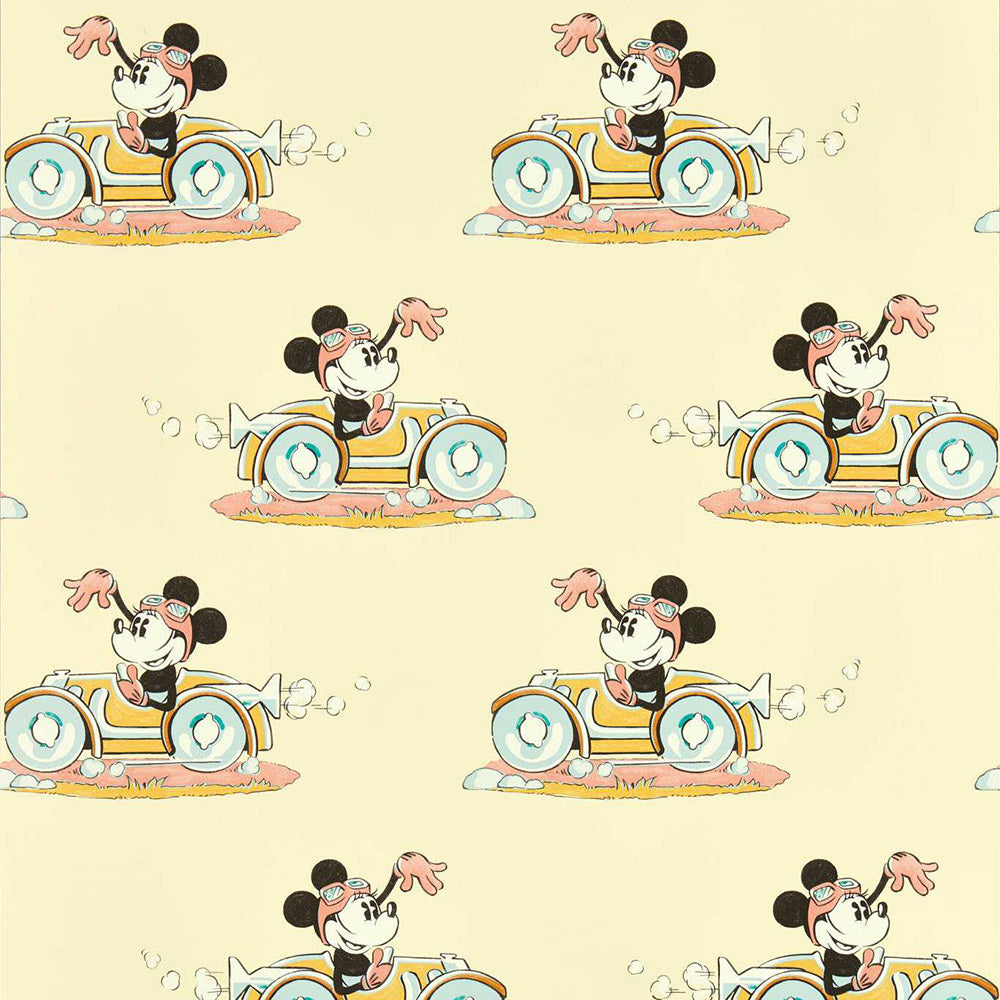 Minnie on the Move Wallpaper