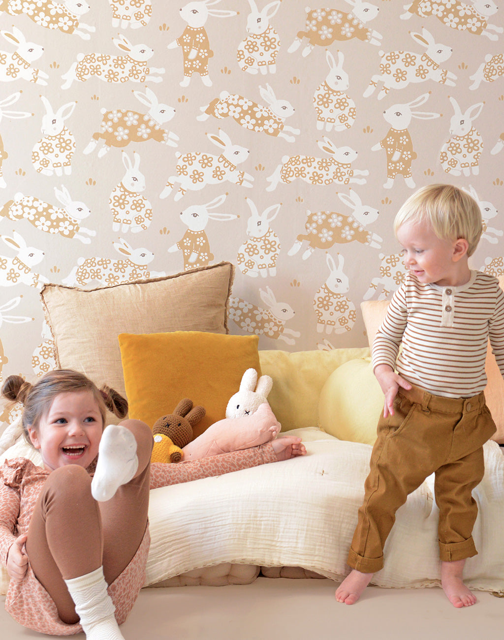 Garden Party Wallpaper